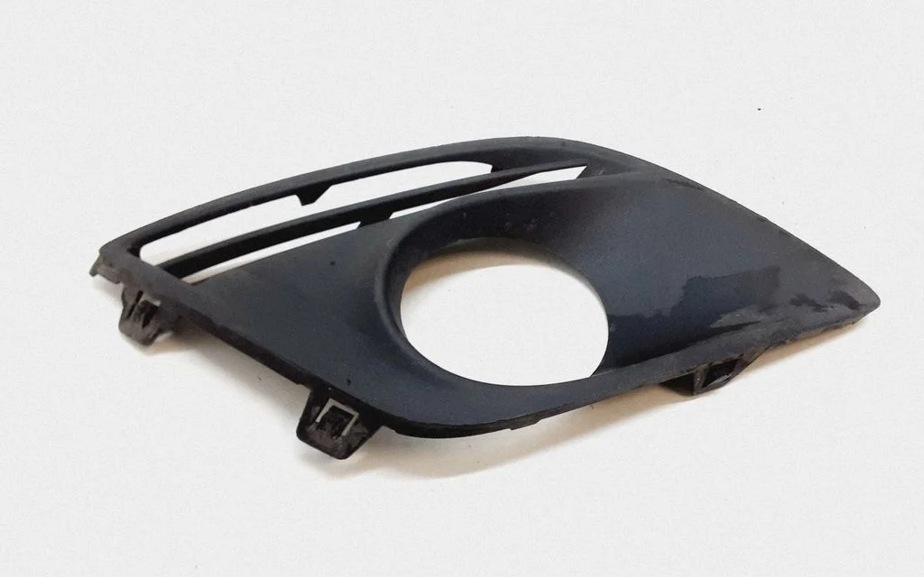 Front bumper lower grill – Volvo XC60 (2009-2013)