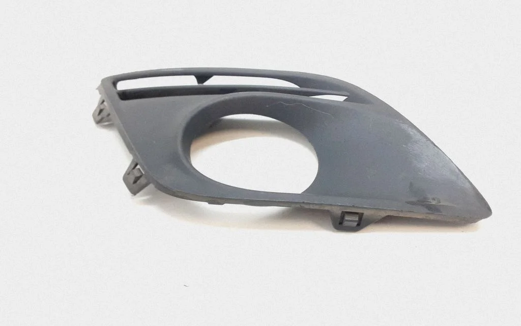 Front bumper lower grill – Volvo XC60 (2009-2013)