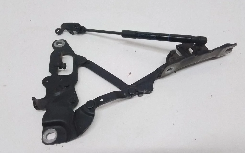 Mootorikapoti hinged – BMW 7-seeria F01 F02 F03 F04 (2008-2016)