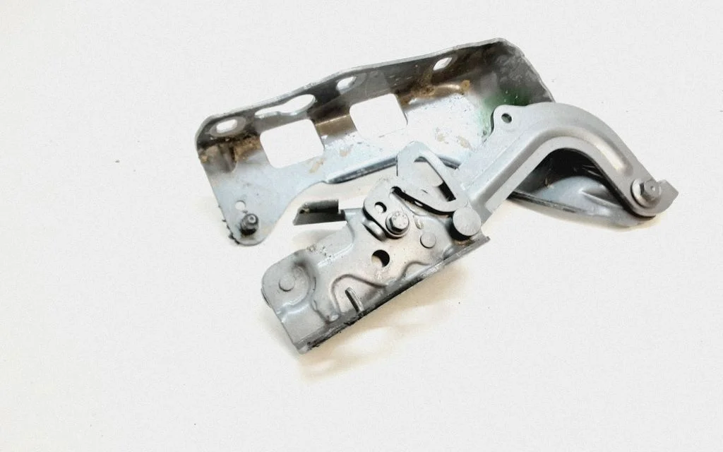 Mootorikapoti hinged A2538800128