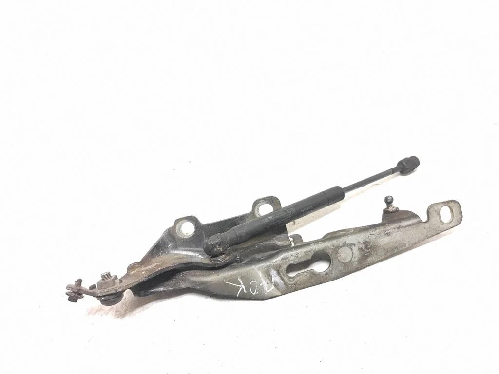 Mootorikapoti hinged 31250185