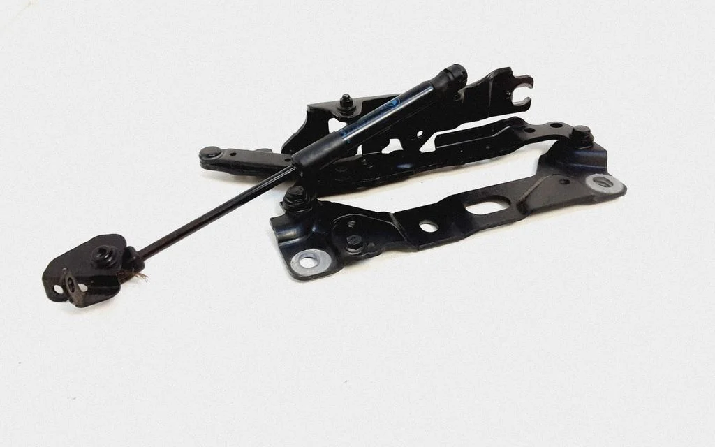 Mootorikapoti hinged – BMW 7-seeria F01 F02 F03 F04 (2008-2016)