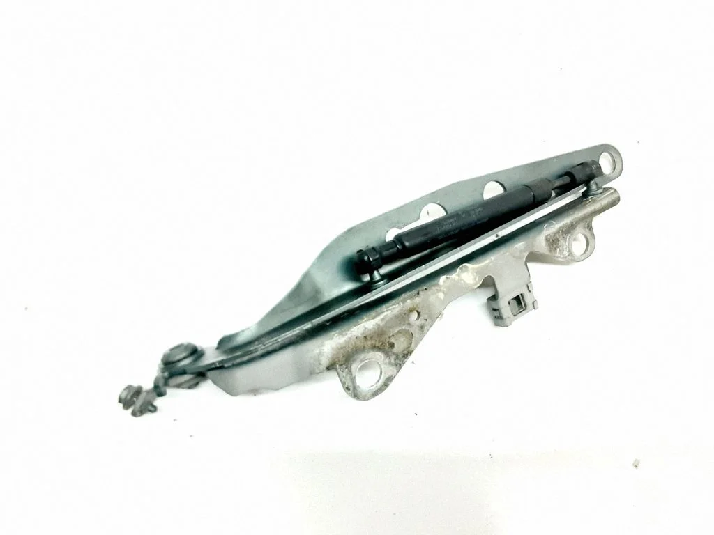 Engine bonnet/hood hinges 9154605