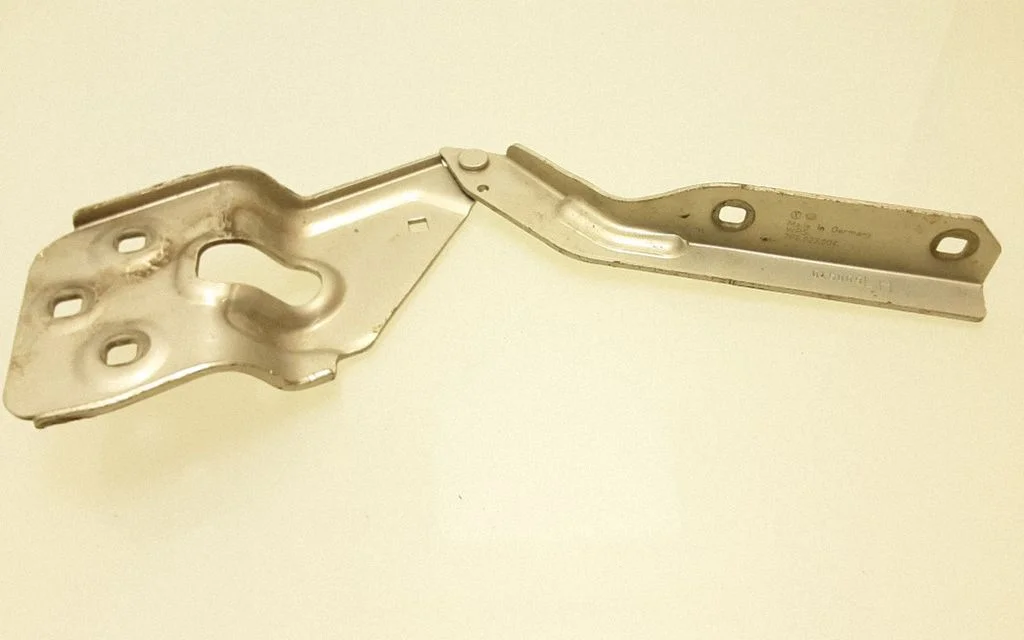 Engine bonnet/hood hinges – front left