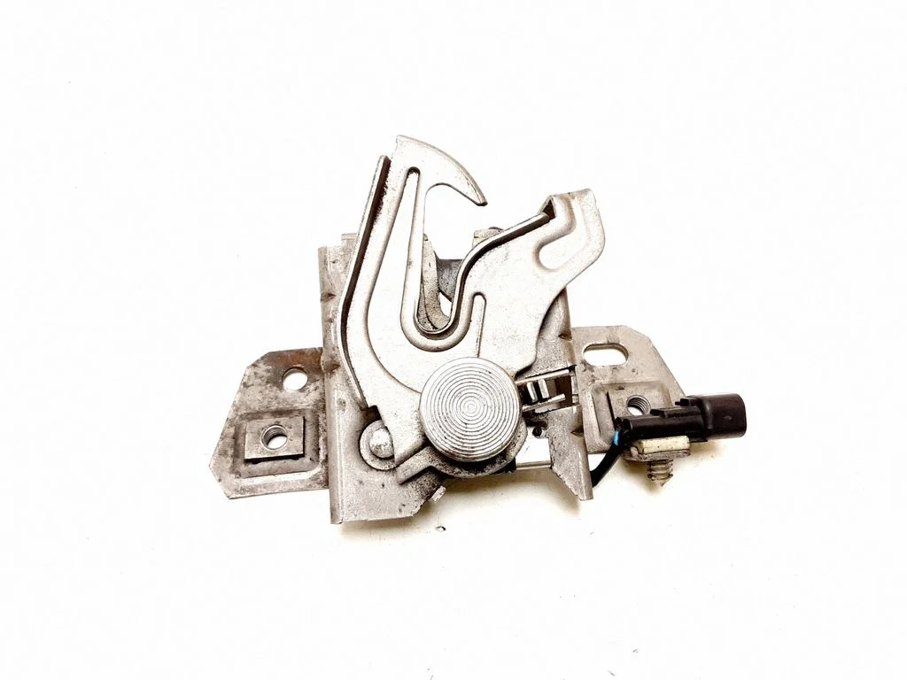 Engine bonnet/hood lock/catch – Volvo V50 (2004-2007)