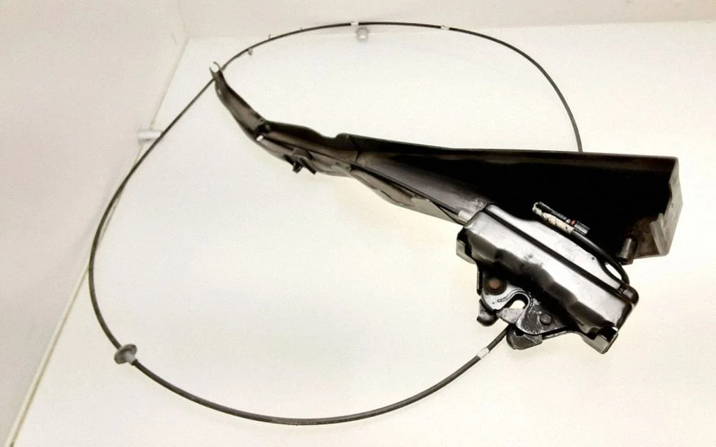 Zamek maski – Lexus RX III (2008-2015)