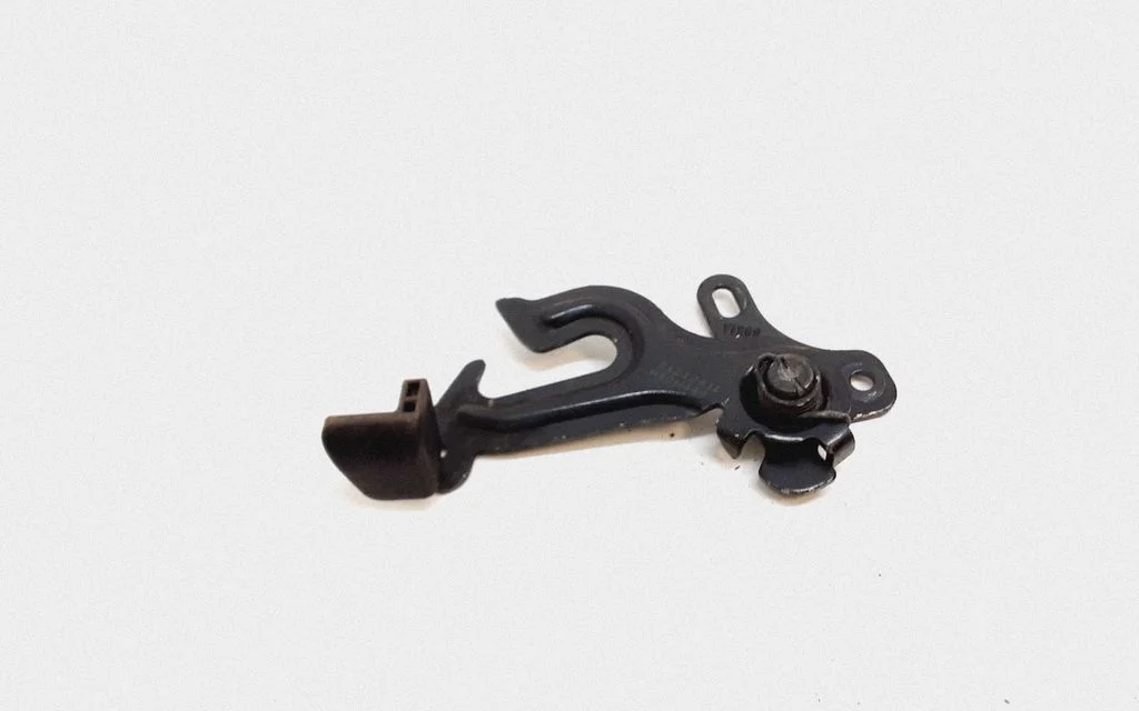 Engine bonnet/hood lock/latch loop/hook – Volvo S60 (2011-2013)