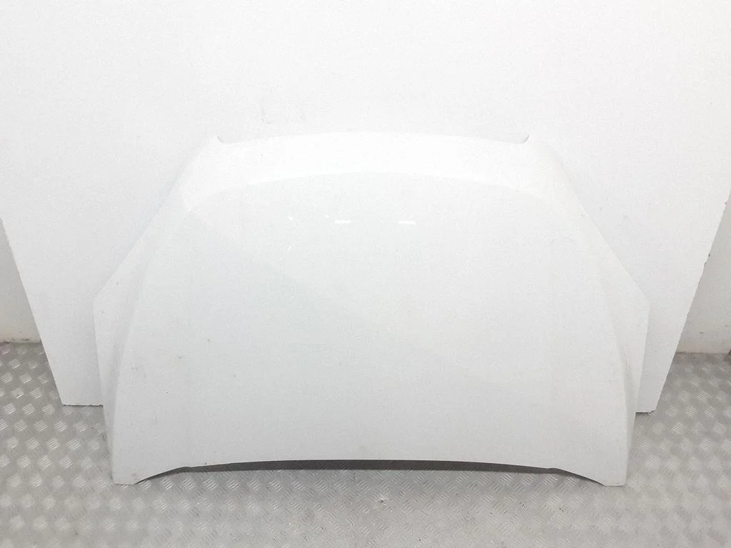 Motora pārsegs – priekšējā