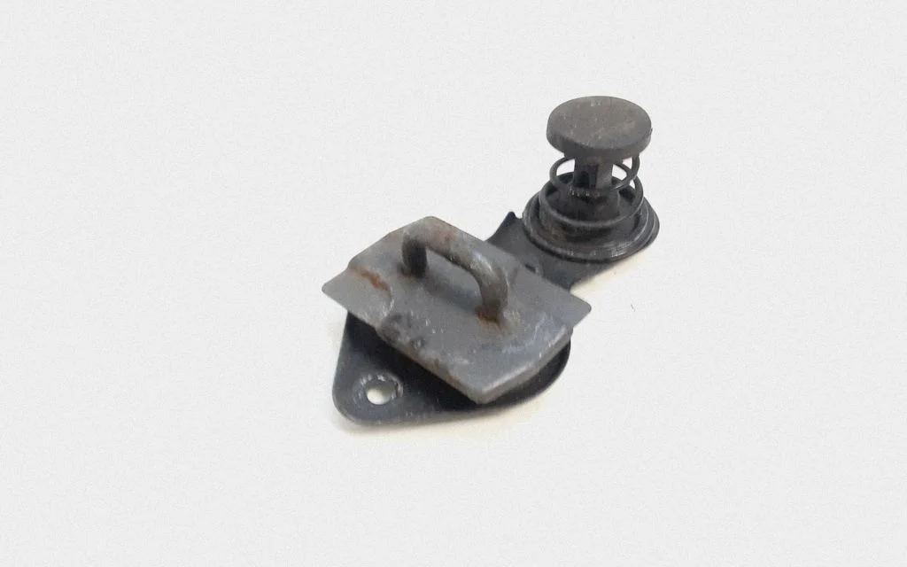 Engine bonnet/hood lock/latch loop/hook – Mercedes-Benz CLK-Class A208 C208 (1997-2002)