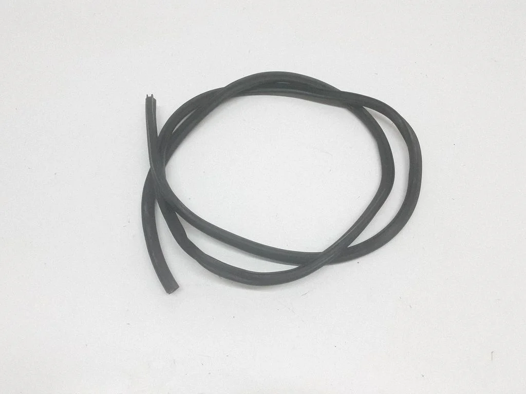 Uszczelka komory silnika – BMW Seria 5 F10 F11 (2009-2016)