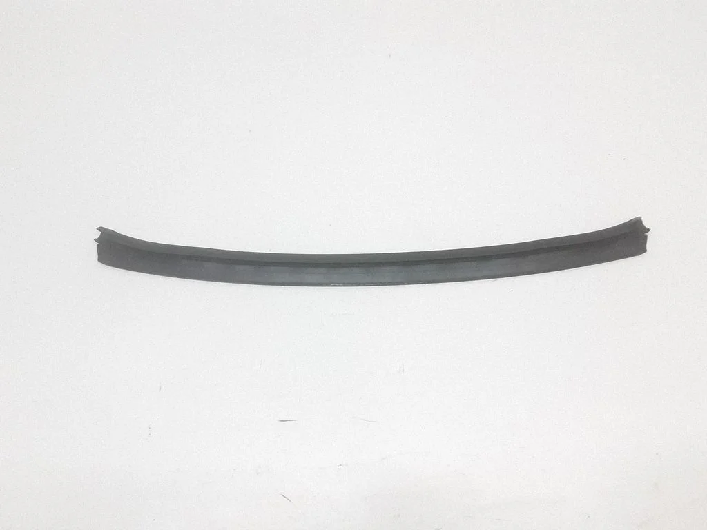 Uszczelka komory silnika – BMW Seria 7 F01 F02 F03 F04 (2008-2016)