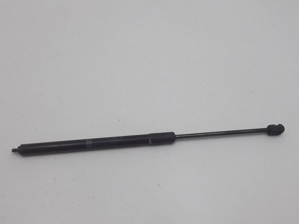 Mootorikapoti amortisaator – Mercedes-Benz C-klass W205 (2014-2021)
