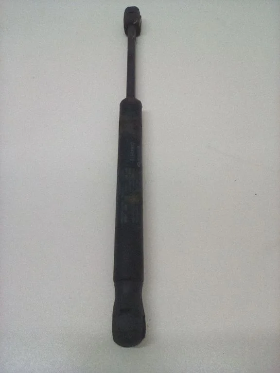 Front bonnet/hood damper/strut – Volvo S80 (2007-2013)