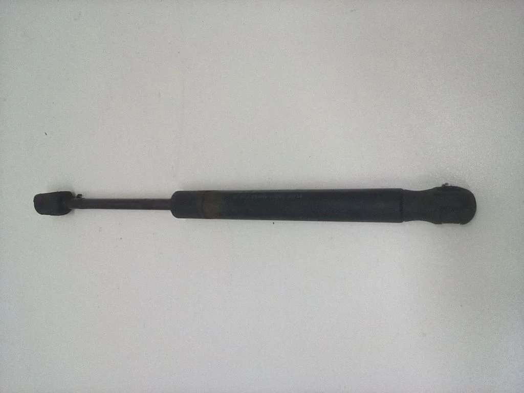 Front bonnet/hood damper/strut – Volvo S80 (2007-2013)