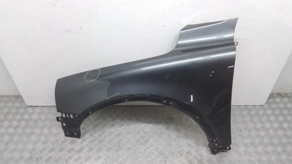 Fender – front left