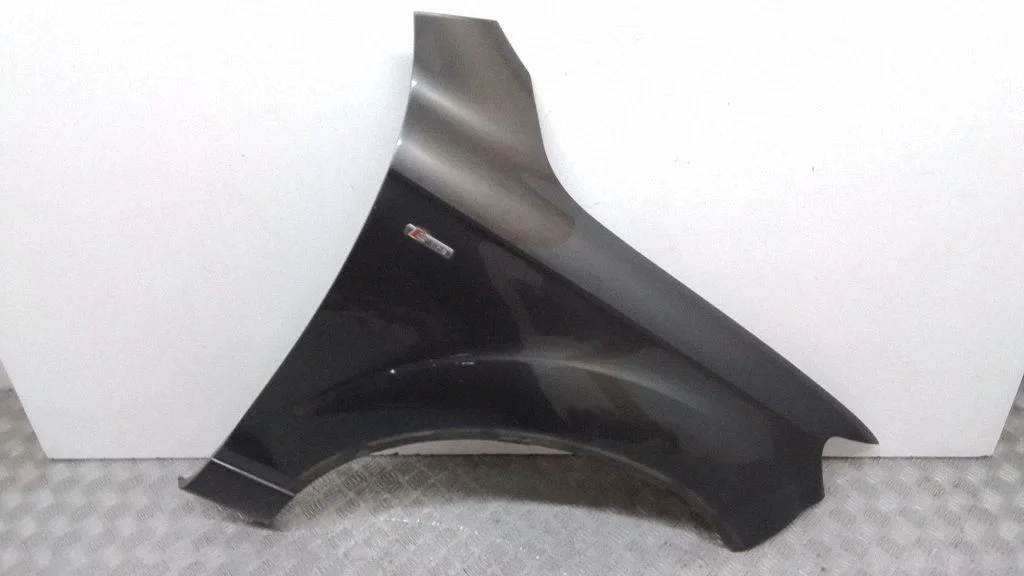 Błotnik 4L0854960B