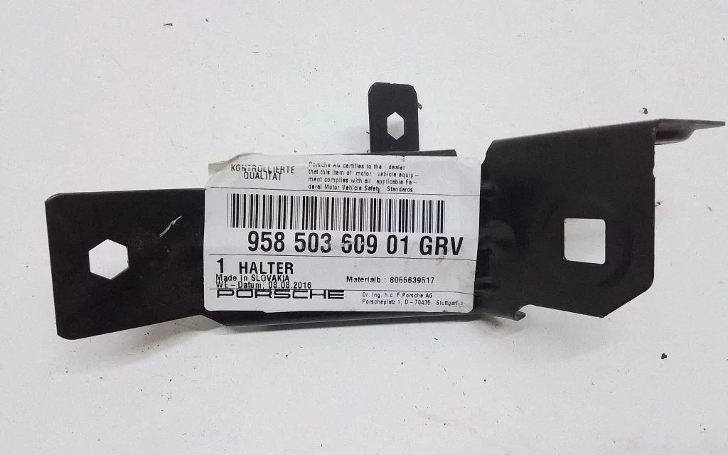 Fender mounting bracket 95850360901