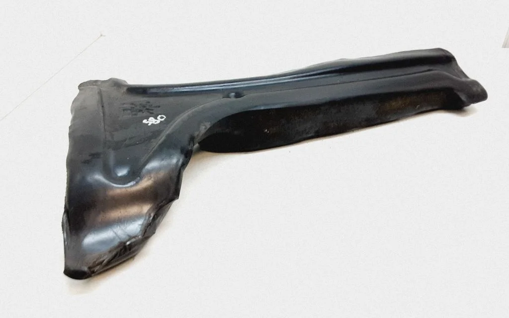 Fender foam support/seal – Volvo S80 (2007-2013)