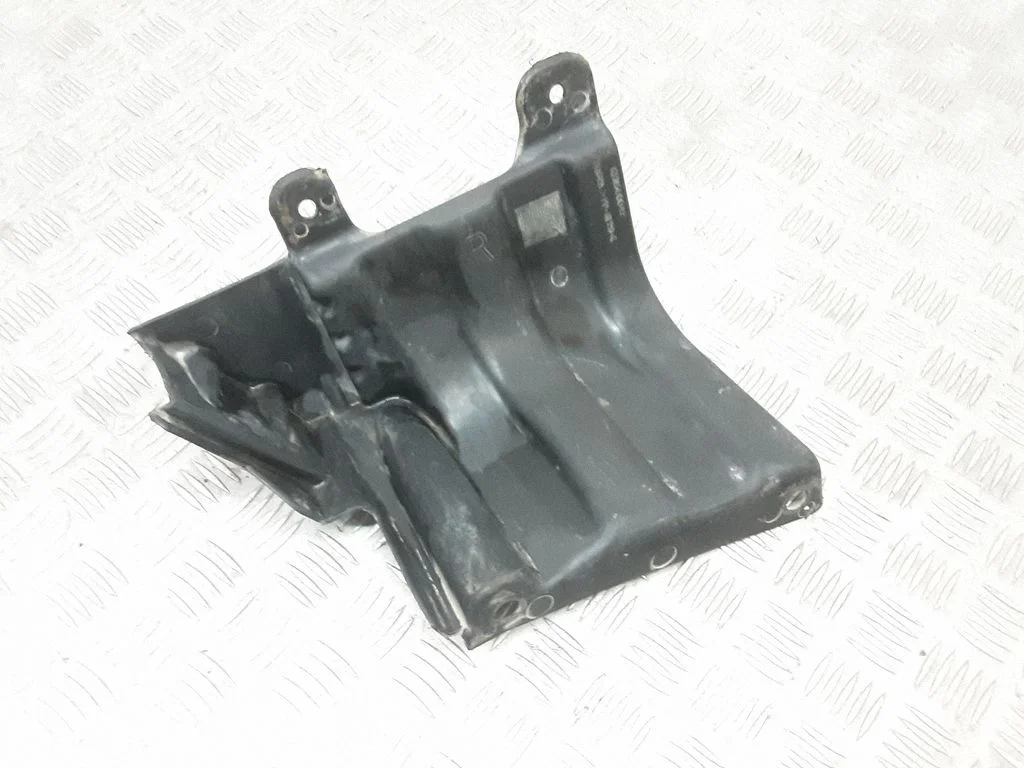 Engine splash shield/under tray KRN500042