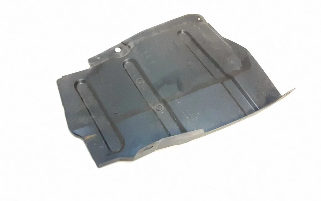 Engine splash shield/under tray – Toyota RAV 4 (XA40) (2012-2018)