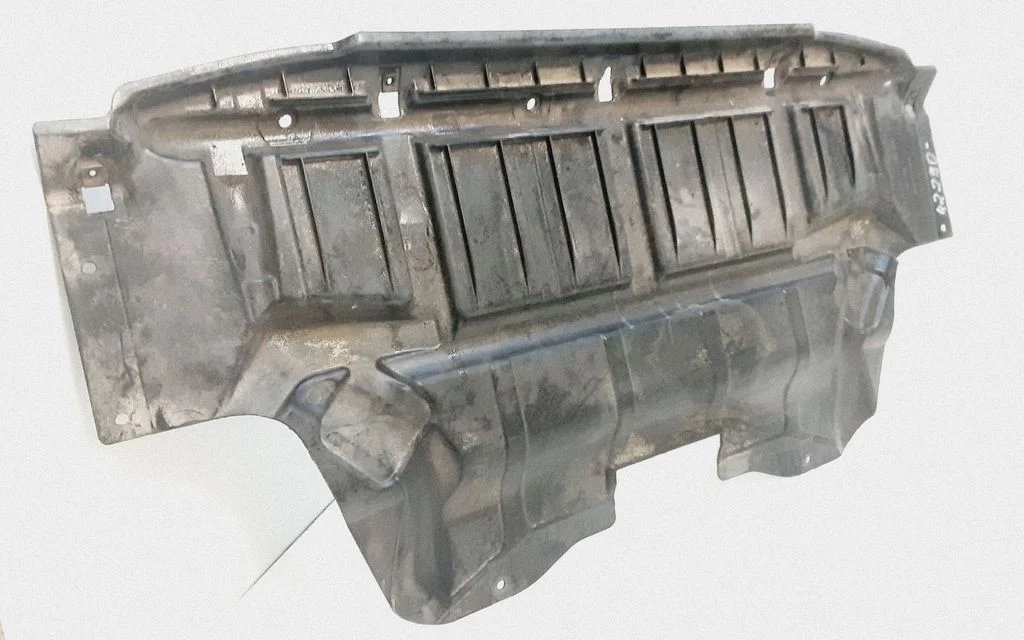 Mootori põhjakaitse 8402436