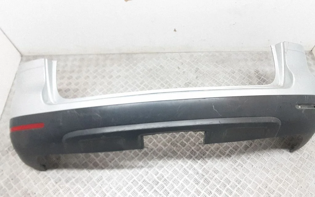 Tagumine kaitseraud 7L6807421