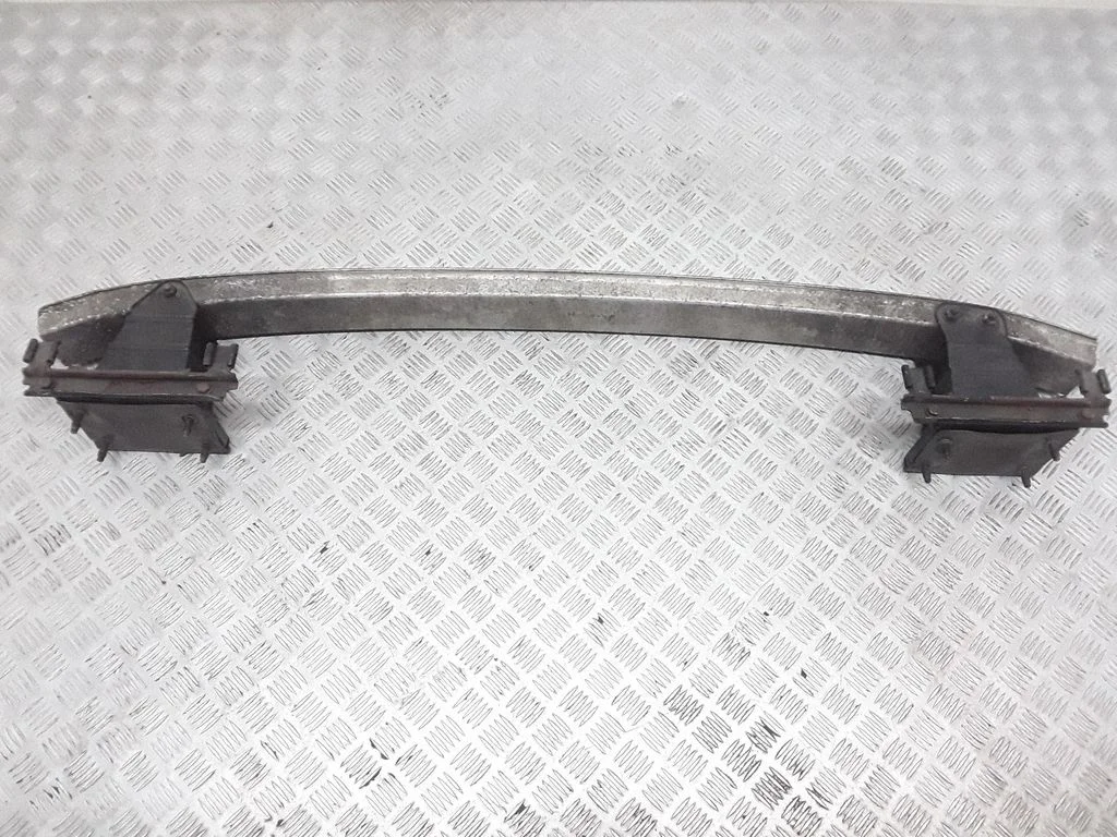Rear bumper cross member