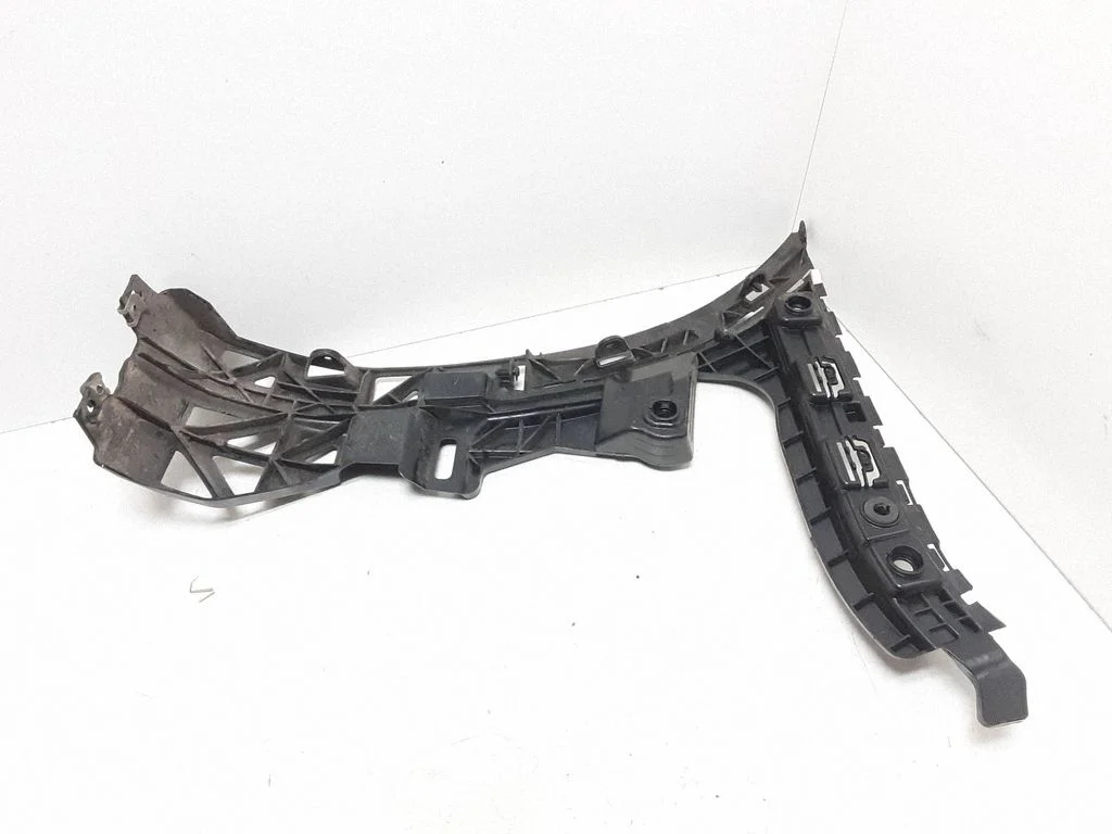 Rear bumper mounting bracket A2538850221