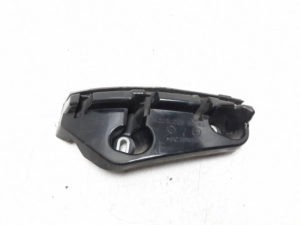Rear bumper mounting bracket A2078850365