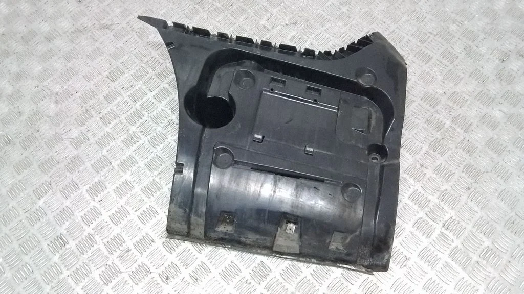 Mocowanie zderzaka tylnego – BMW Seria 7 F01 F02 F03 F04 (2008-2016)