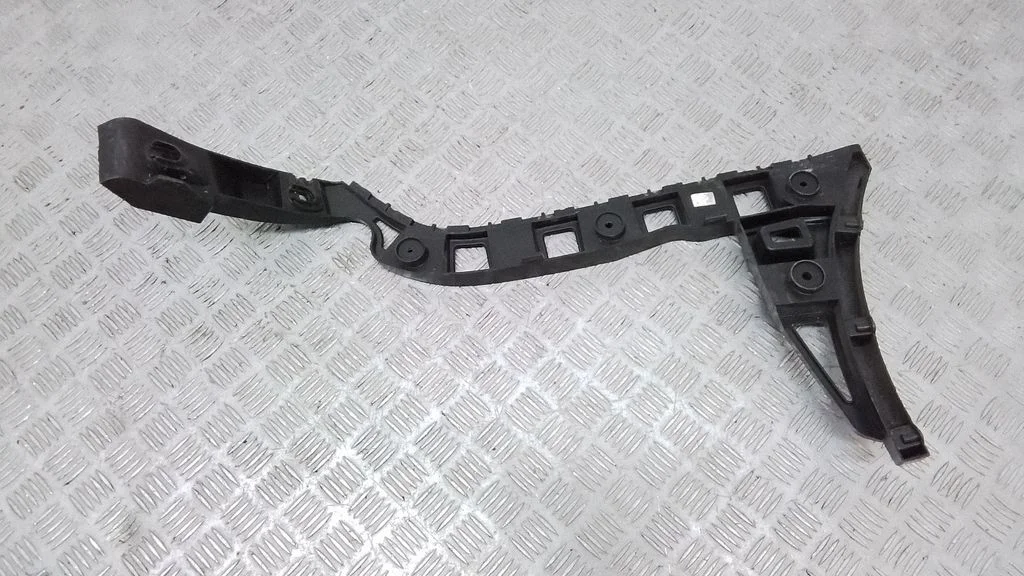 Aizmugurējā bufera turētājs 561807393C