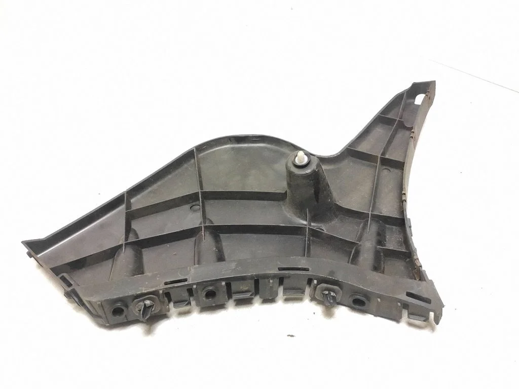 Rear bumper mounting bracket 31265282