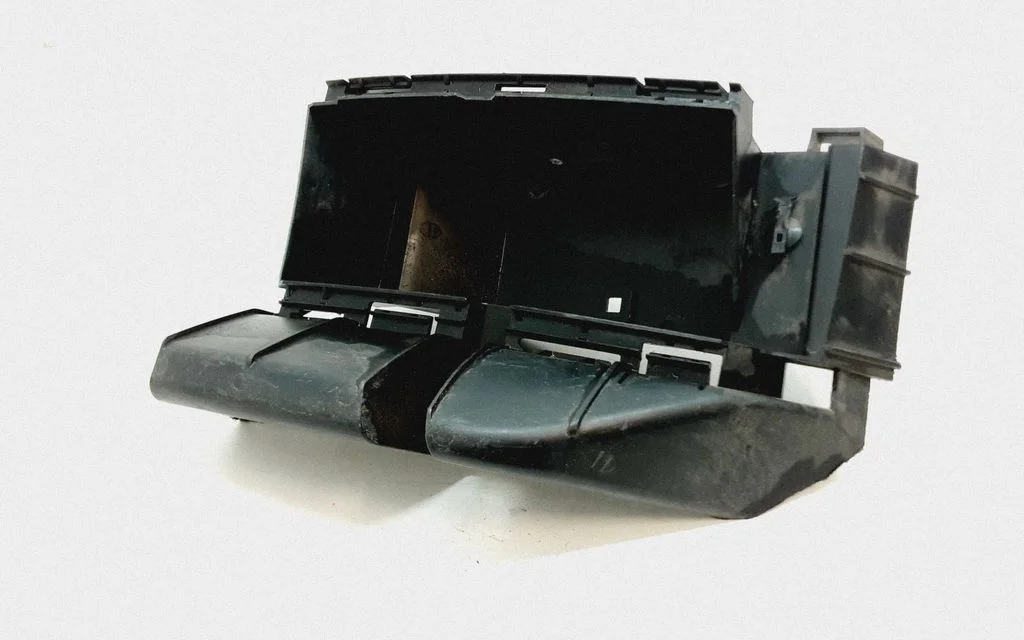 Tagumise kaitseraua kinnitusklamber 30698138