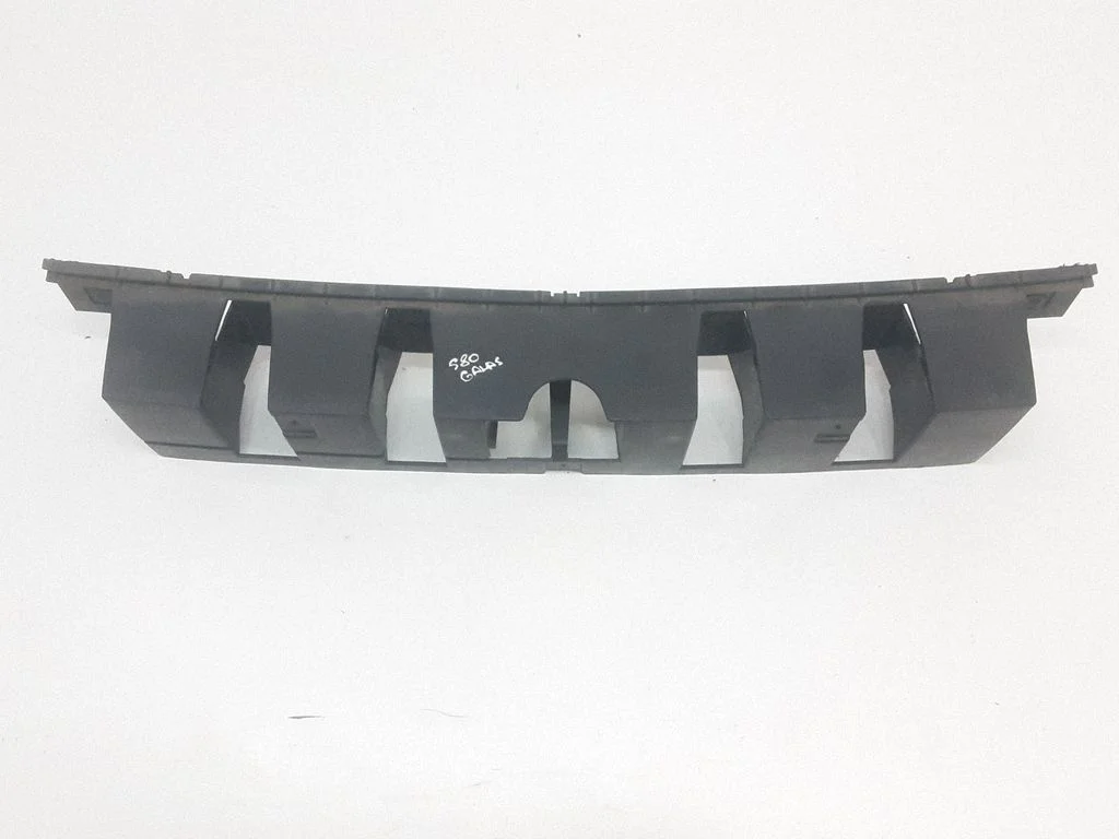 Rear bumper mounting bracket 30796391