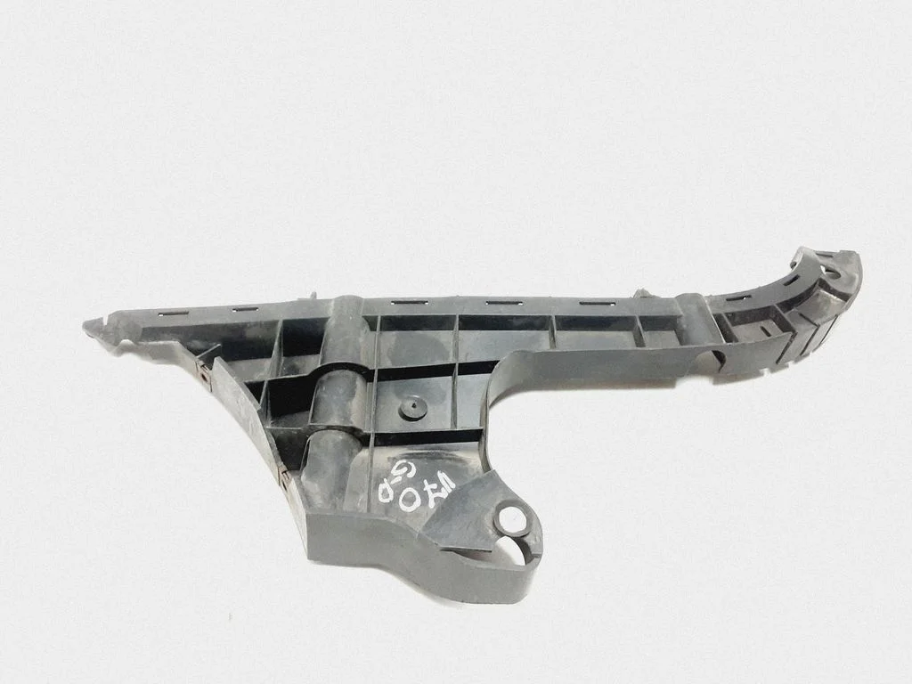 Rear bumper mounting bracket 31265328