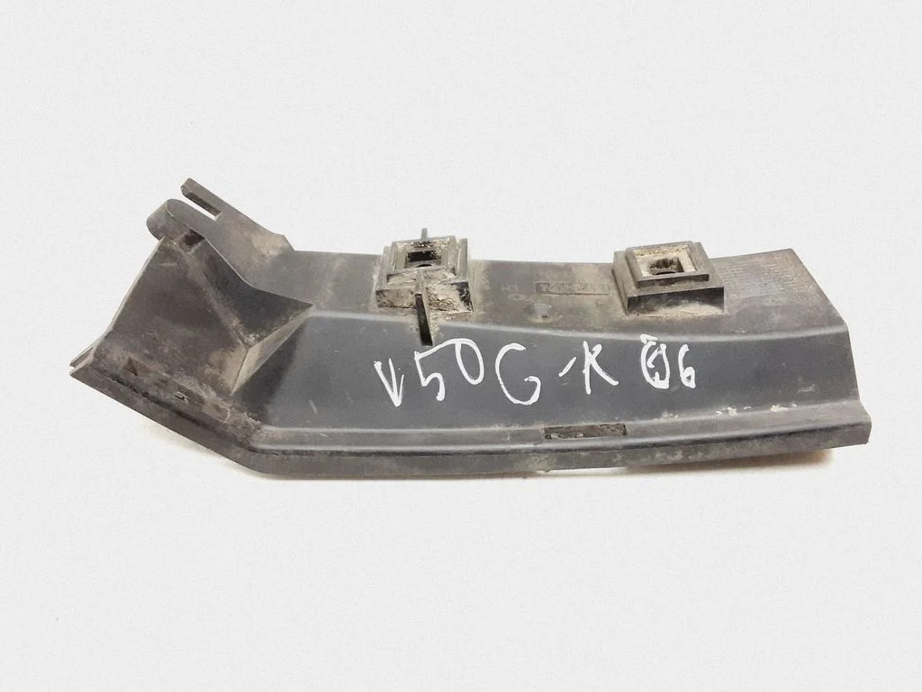 Rear bumper mounting bracket 30764179