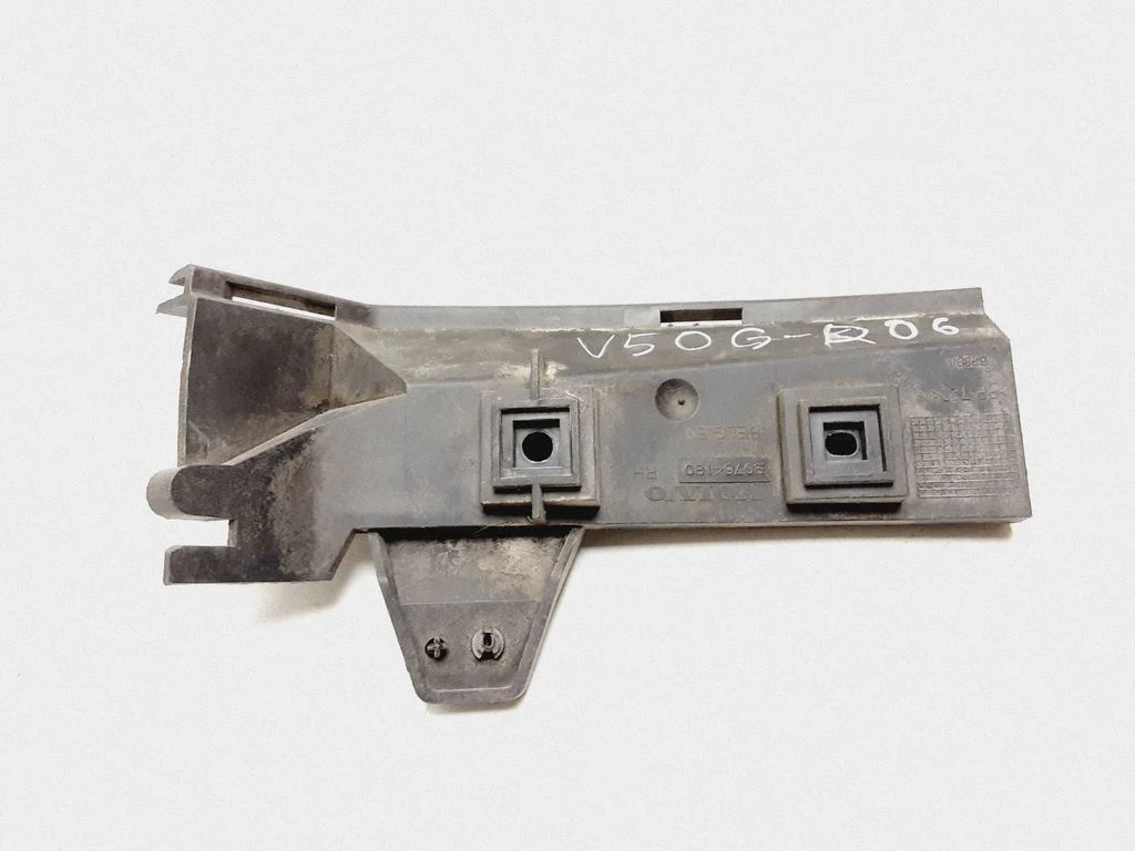 Rear bumper mounting bracket 30764180