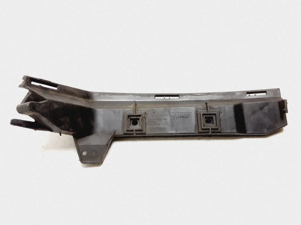 Rear bumper mounting bracket 30655999