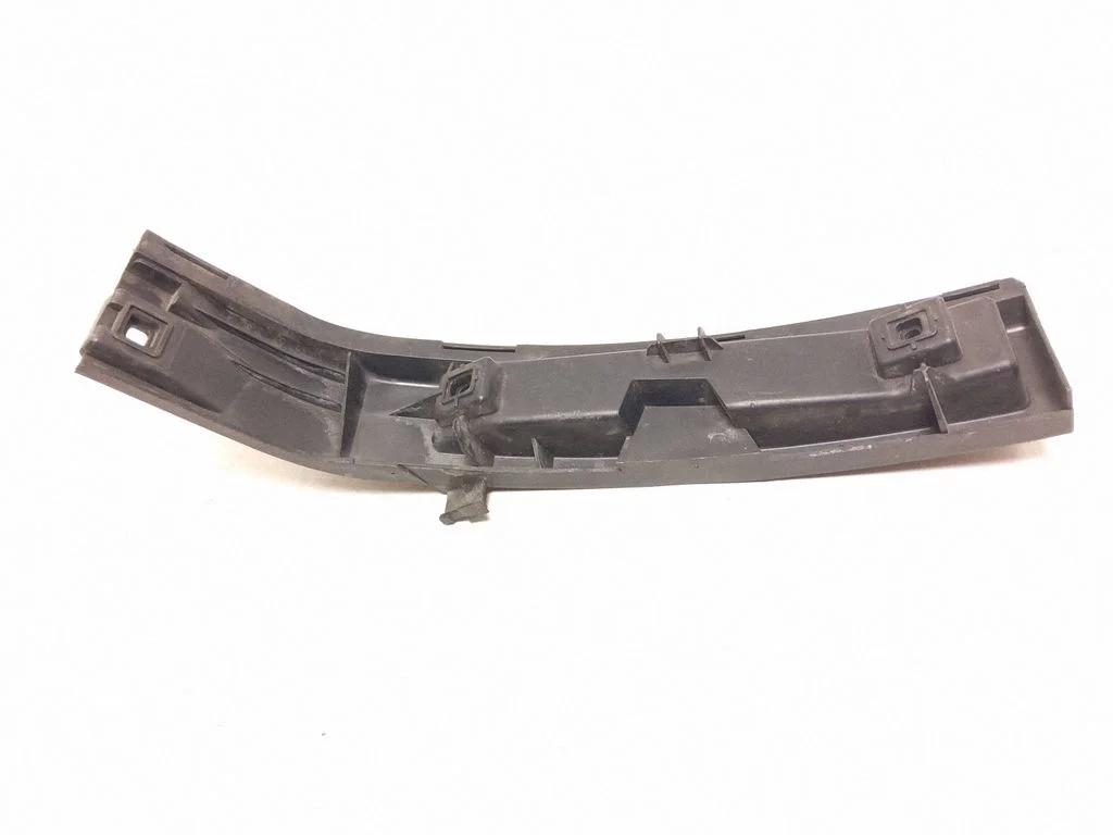 Tagumise kaitseraua kinnitusklamber – Volvo S80 (2007-2013)