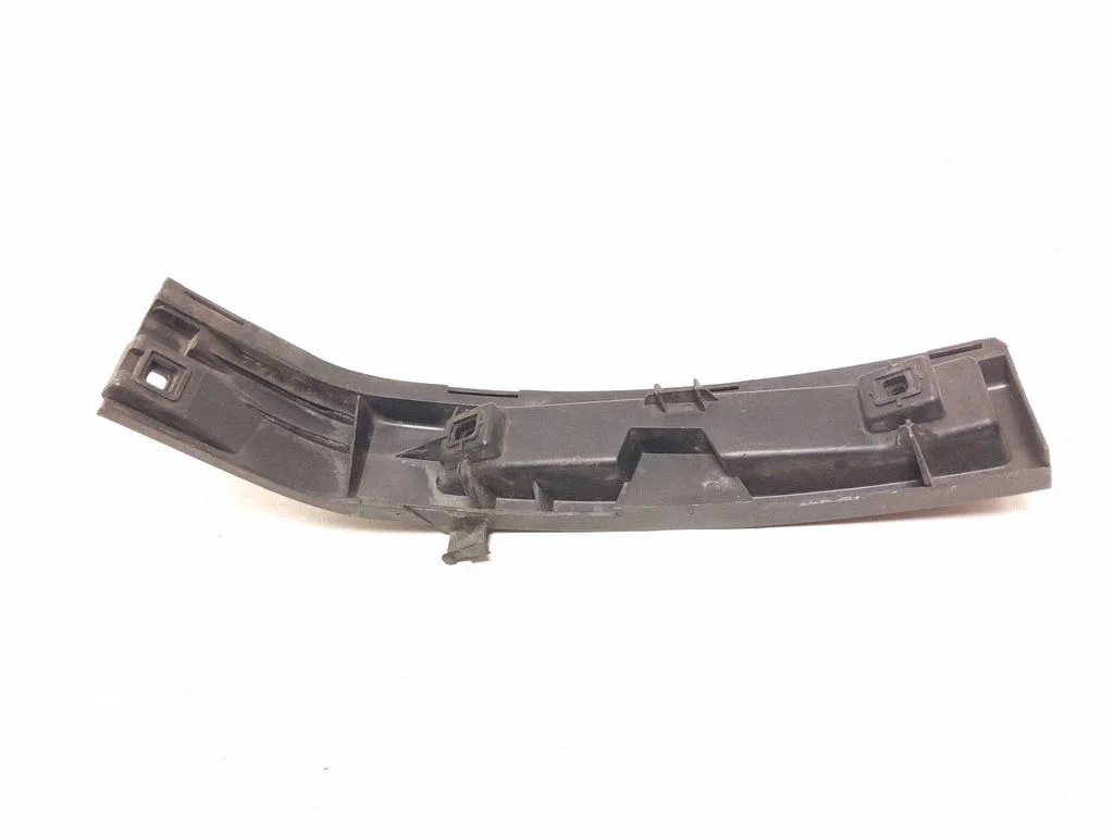 Tagumise kaitseraua kinnitusklamber – Volvo S80 (2007-2013)