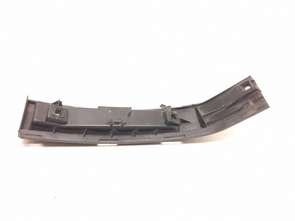 Tagumise kaitseraua kinnitusklamber – Volvo S80 (2007-2013)
