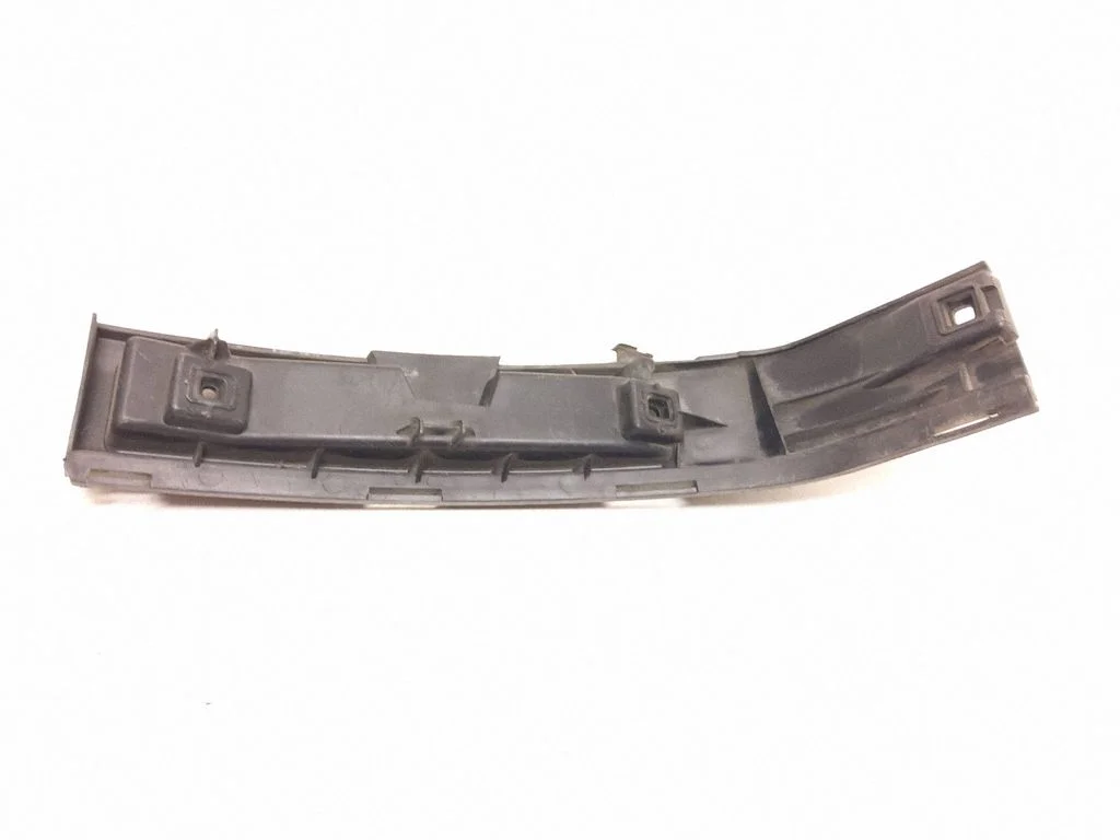 Tagumise kaitseraua kinnitusklamber – Volvo S80 (2007-2013)