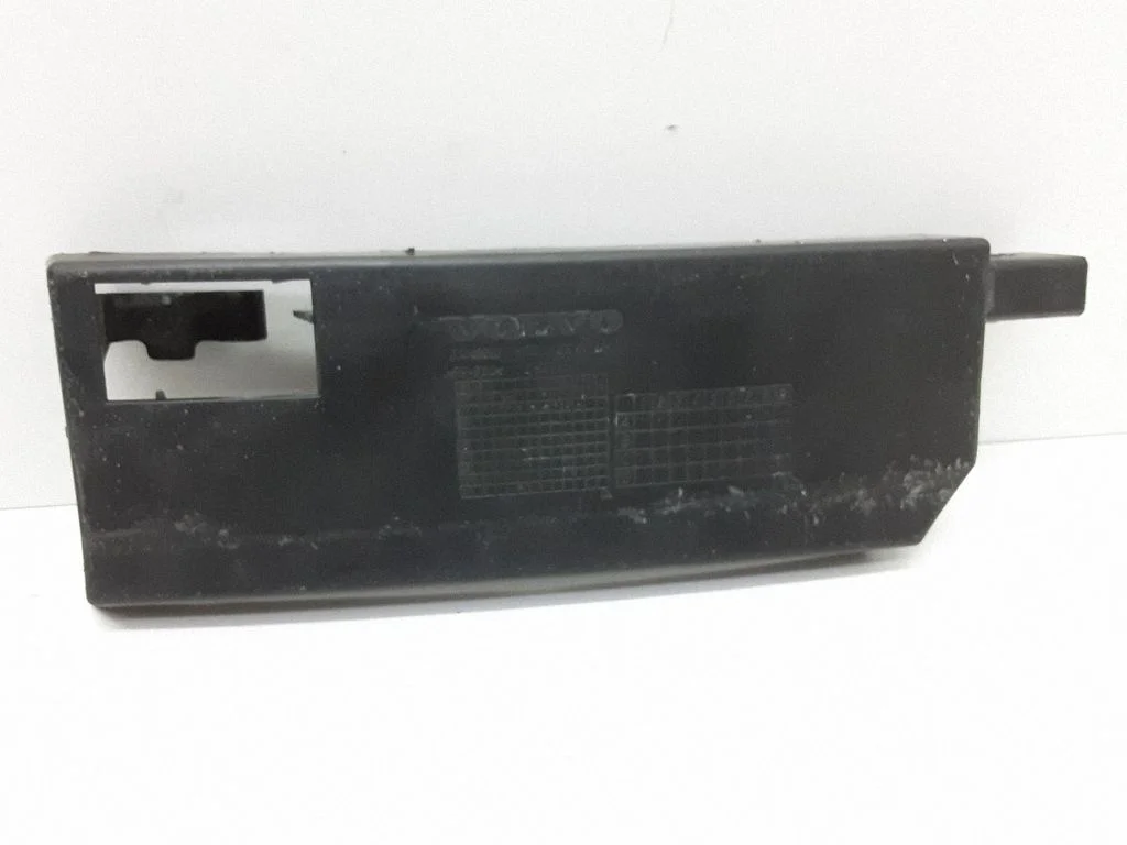 Rear bumper mounting bracket 31449223