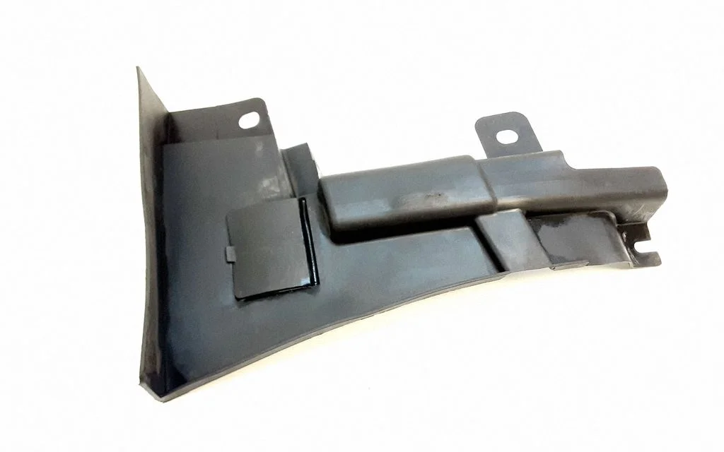 Rear bumper mounting bracket 7129682