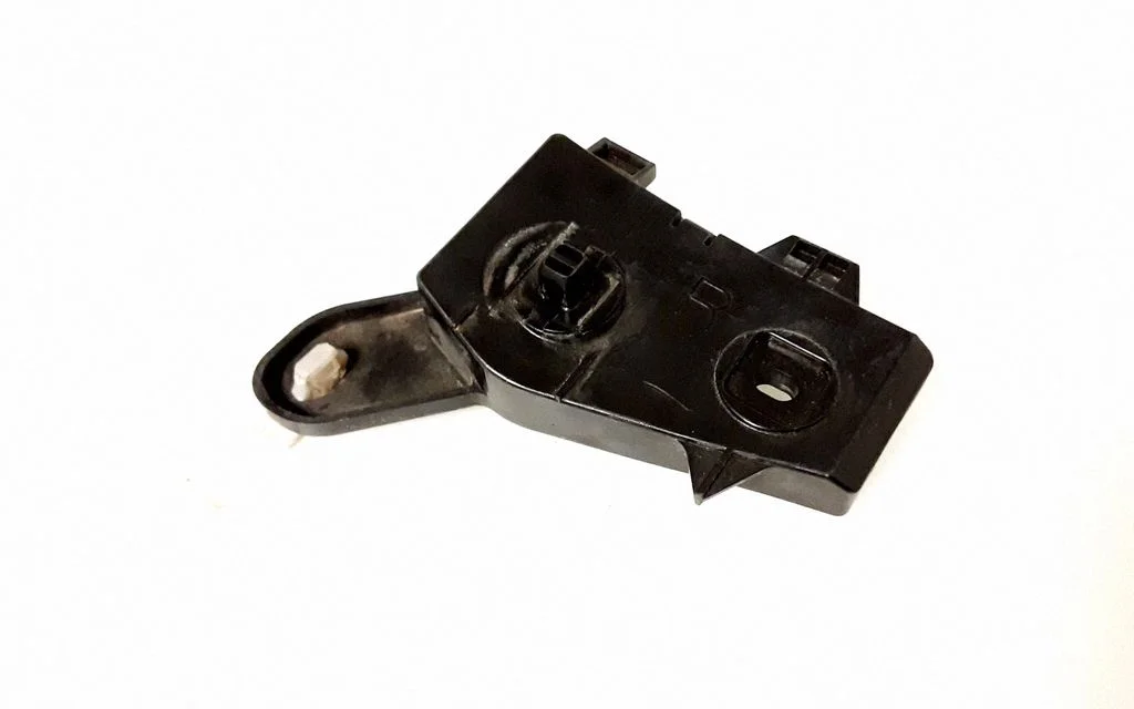 Rear bumper mounting bracket 5215548011