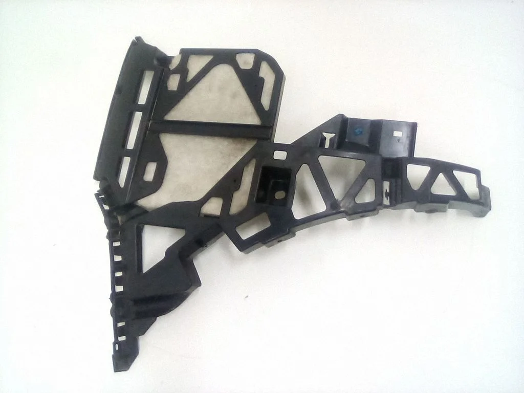 Rear bumper mounting bracket – rear left