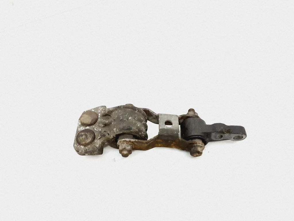 Gearbox mount – Volvo S60 (2001-2004)