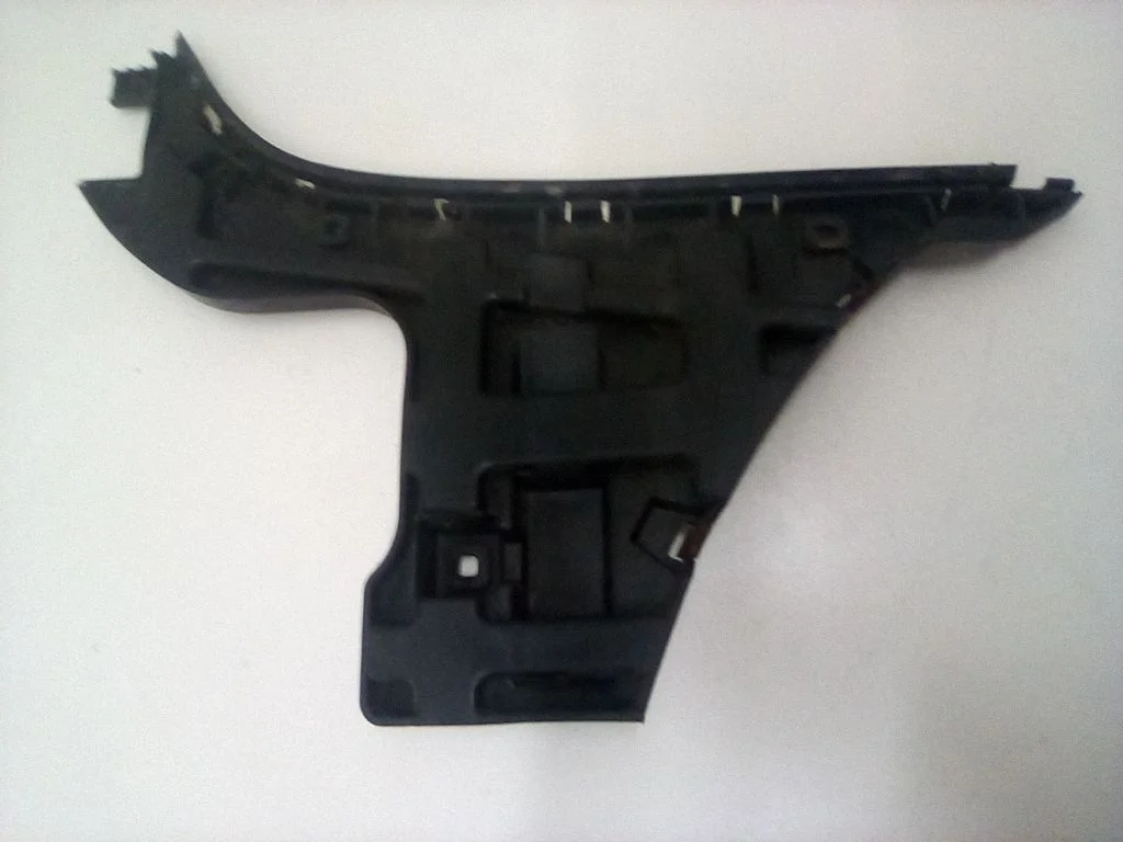 Tagumise kaitseraua kinnitusklamber – Volvo S80 (2007-2013)