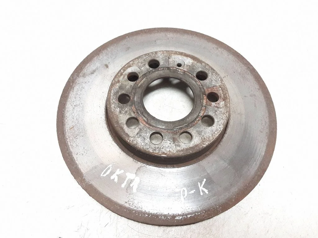 Front brake disc – front left