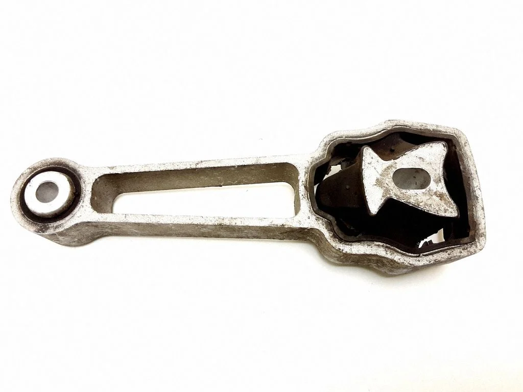 Gearbox mount – Volvo S60 (2011-2013)